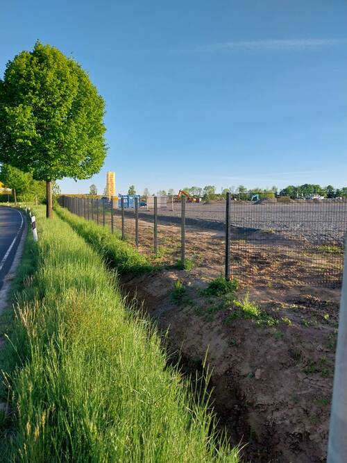 Schiebetoranlage für Grundstücke von Zaun Stoffel
