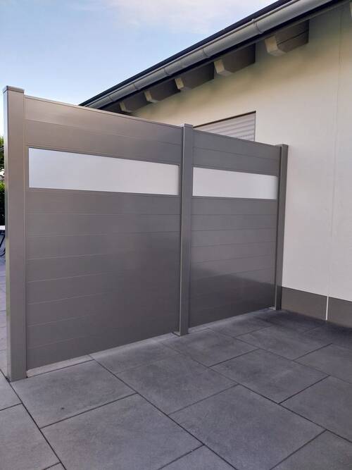 Hochwertige Zäune aus Aluminium