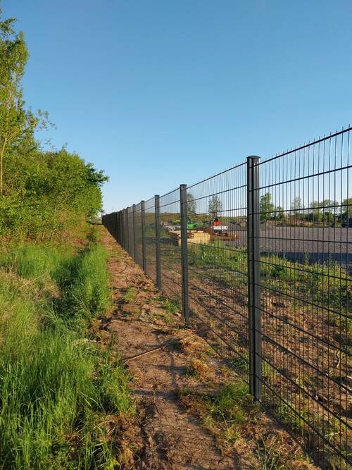 Schiebetoranlage für Grundstücke von Zaun Stoffel
