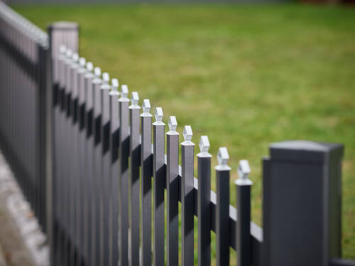 Stabzäune aus Aluminium von Zaun Stoffel in Halsenbach