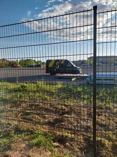 Schiebetoranlage für Grundstücke von Zaun Stoffel