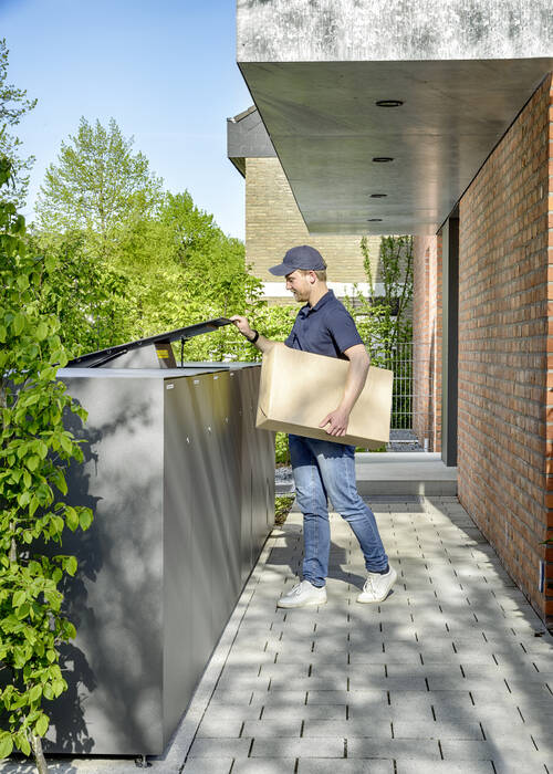 Einfache Paketannahme mit einer Paketbox von Zaun Stoffel