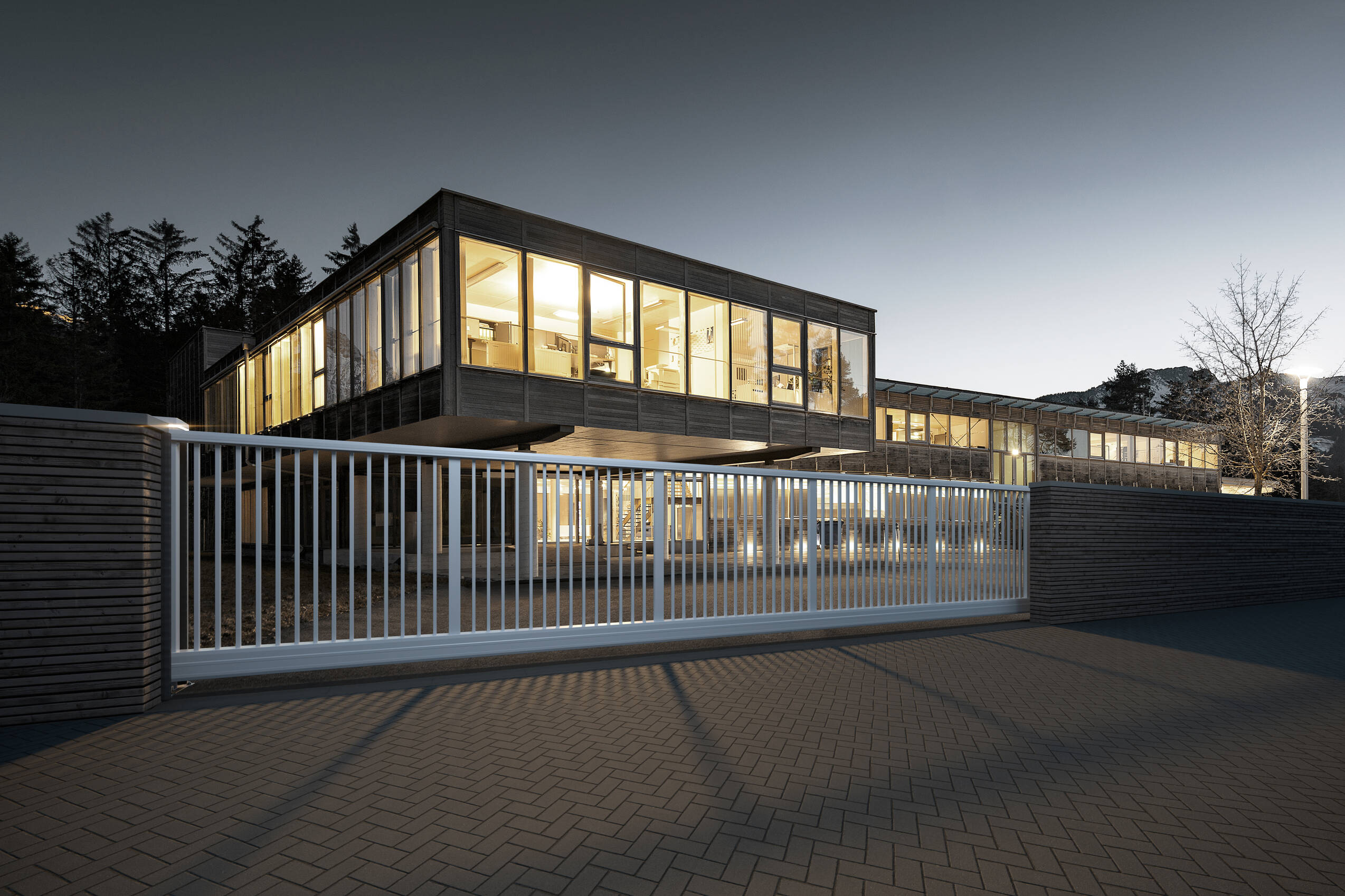Premium Schiebetore aus Aluminium oder Stahl